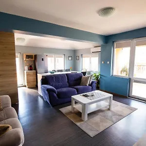 https://life-is-easy-apt-place.sunnybeach-hotels.org